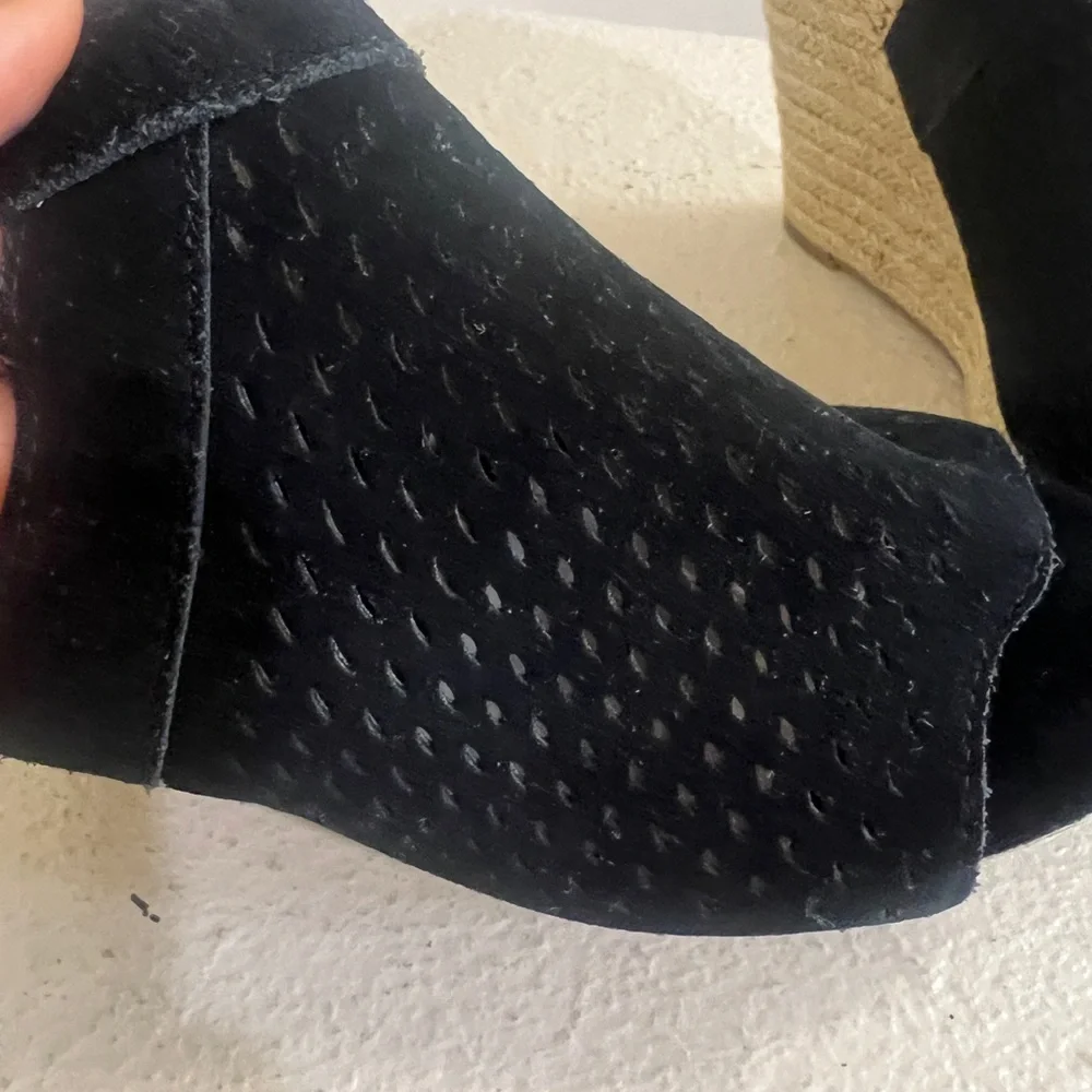 Marc Fisher Helyda  Espadrille Black Suede‎ Perforated  Wedge Sz 9